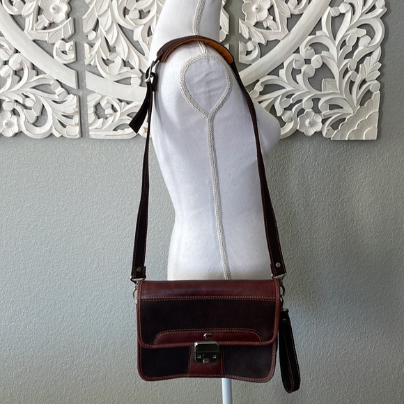 Black buffalo genuine leather unisex shoulder bag - Picture 9 of 9